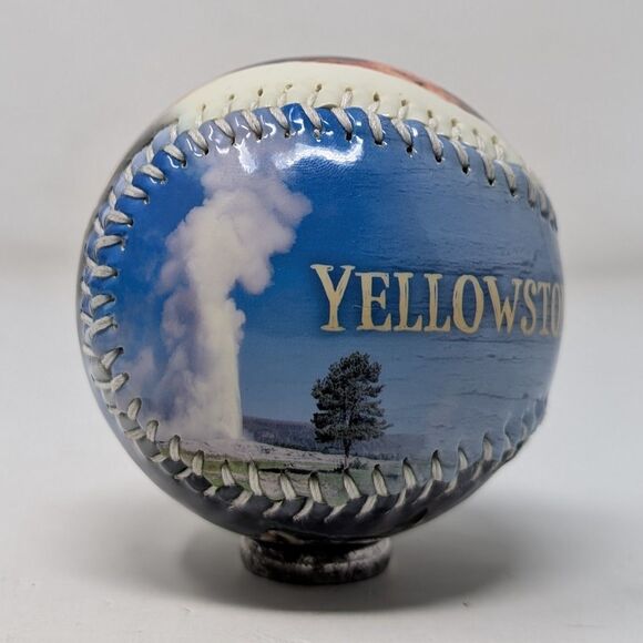 Yellowstone National Park Glossy Souvenir Collectible Baseball Wolf Buffalo - Picture 3 of 7